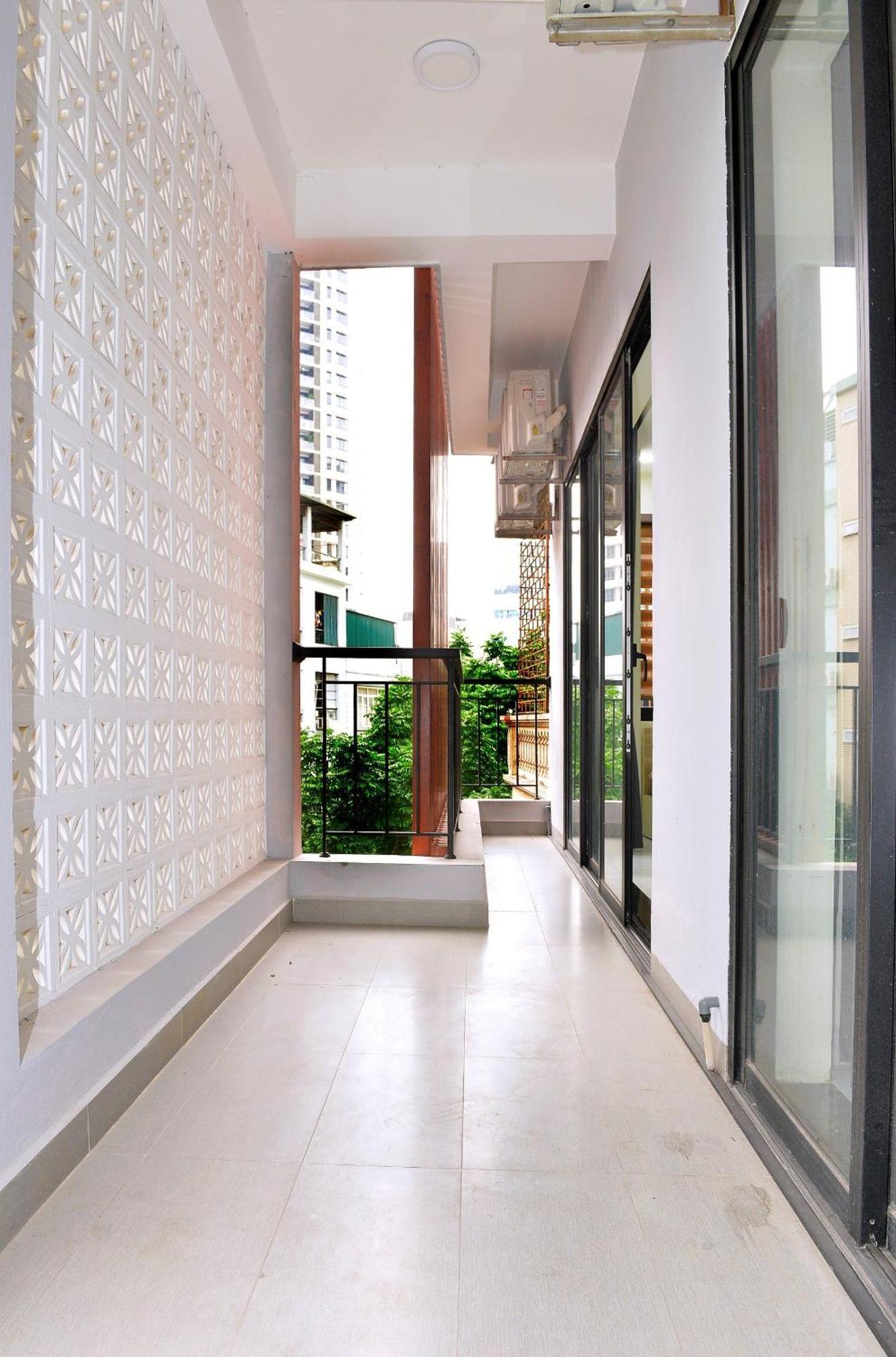 Era Apartment Xuan Thuy 하노이 외부 사진