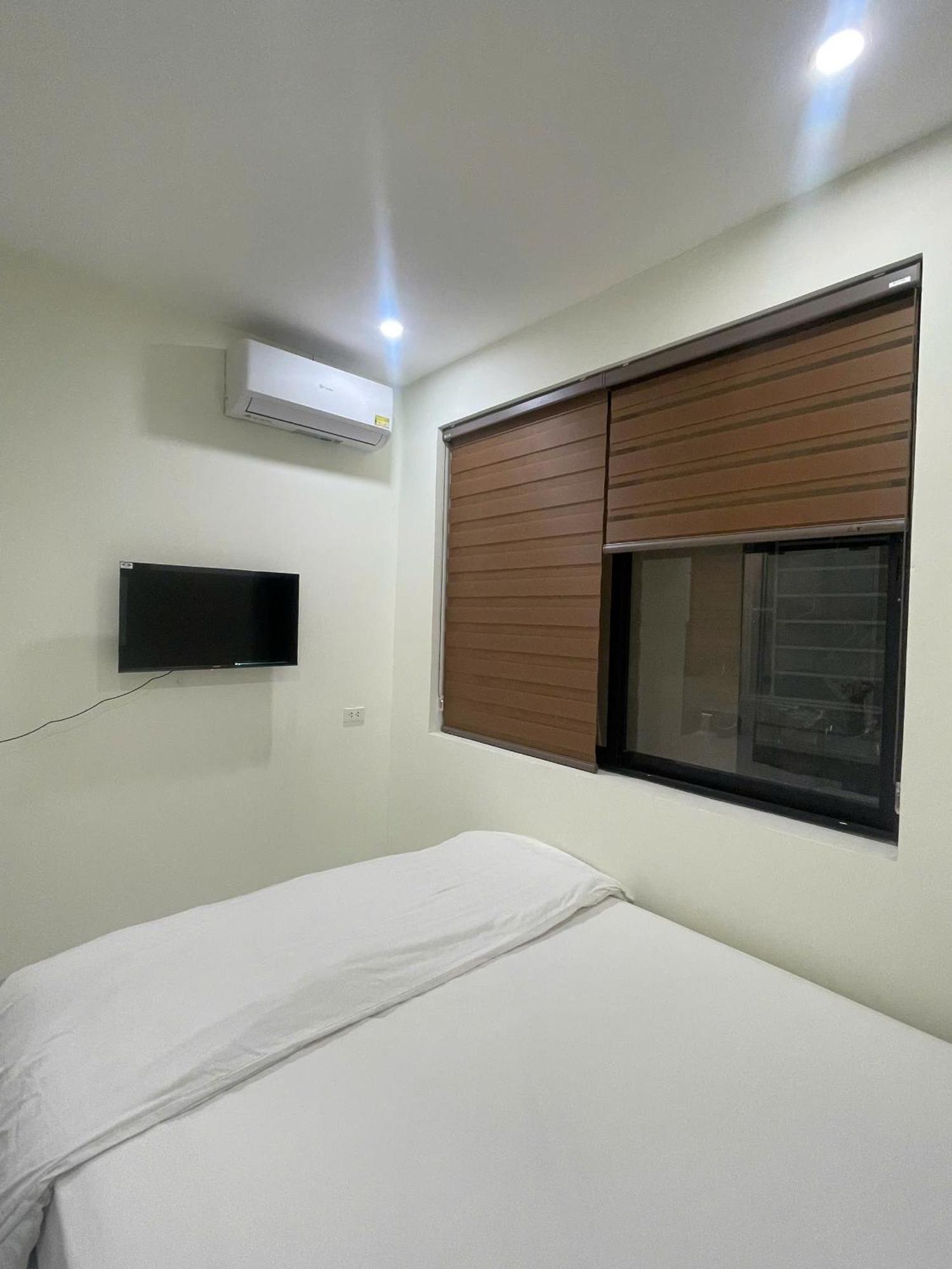 Era Apartment Xuan Thuy 하노이 외부 사진