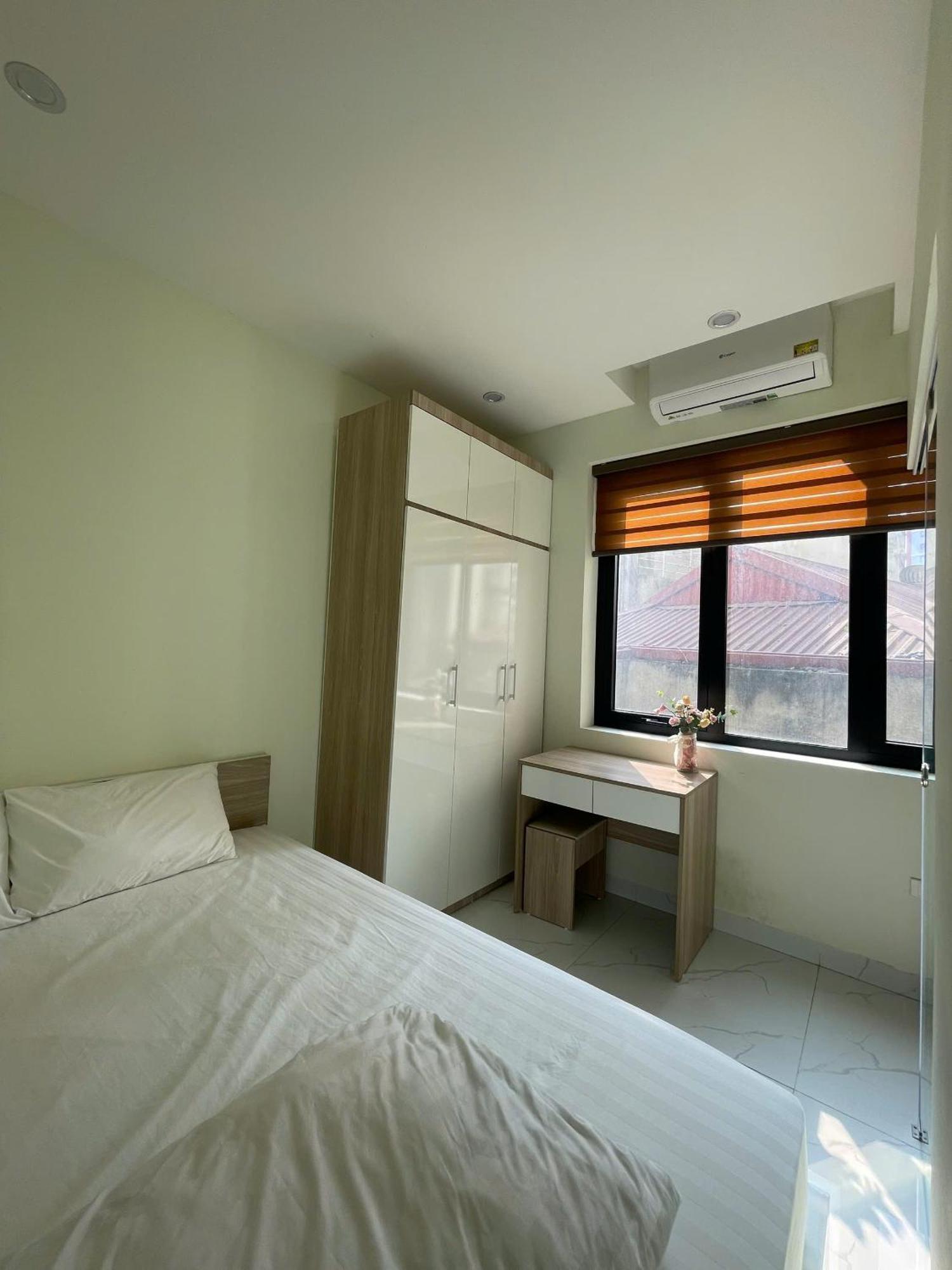Era Apartment Xuan Thuy 하노이 외부 사진