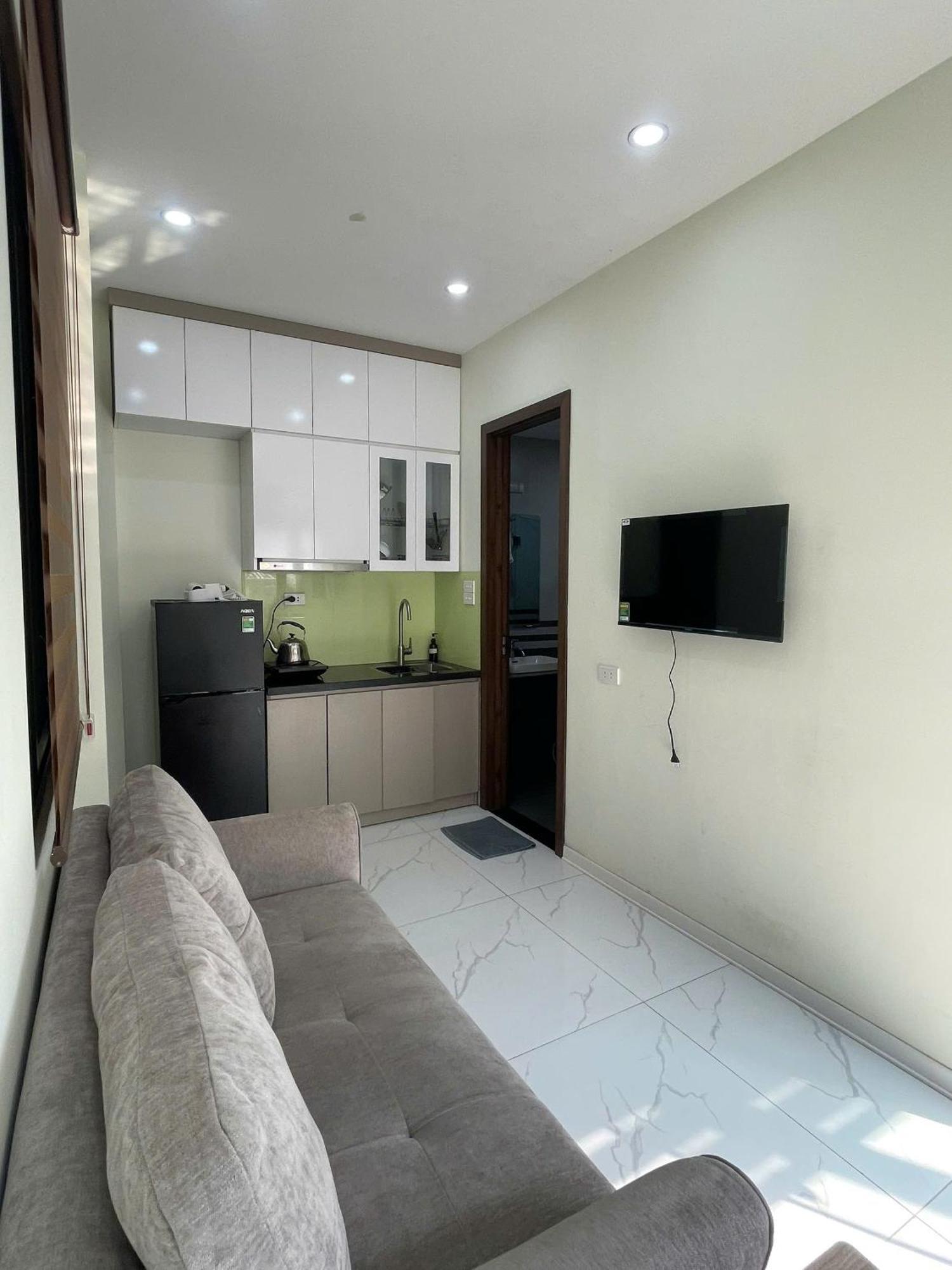 Era Apartment Xuan Thuy 하노이 외부 사진
