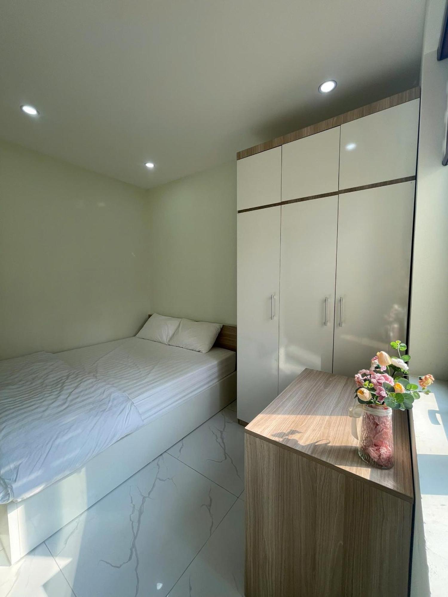 Era Apartment Xuan Thuy 하노이 외부 사진