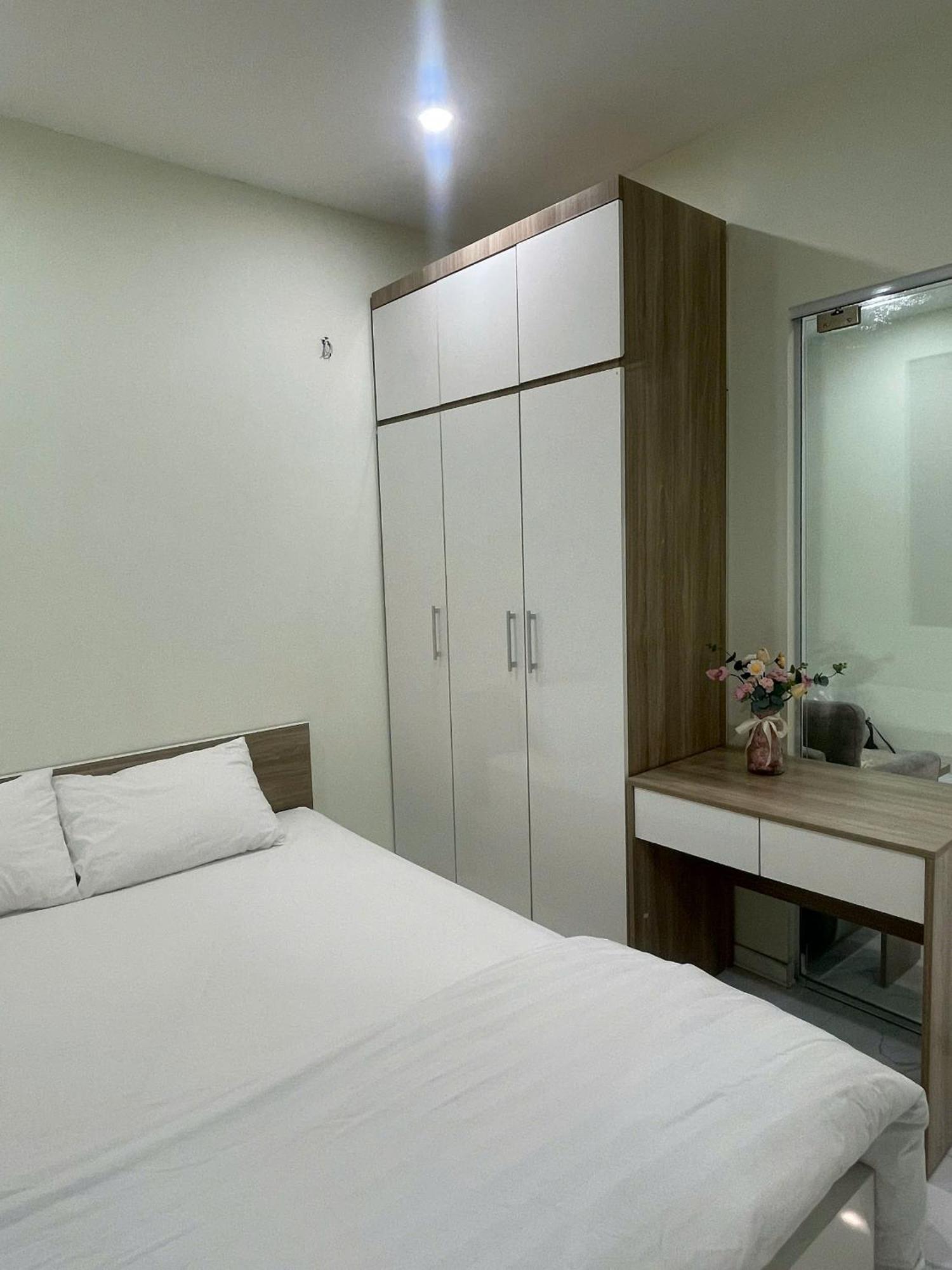 Era Apartment Xuan Thuy 하노이 외부 사진