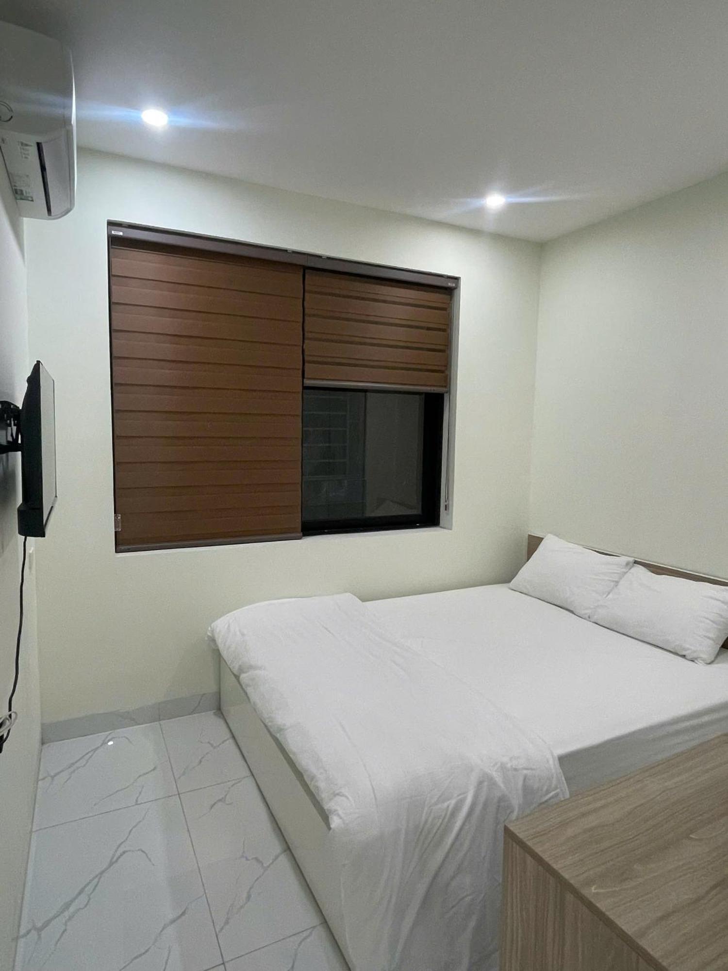 Era Apartment Xuan Thuy 하노이 외부 사진