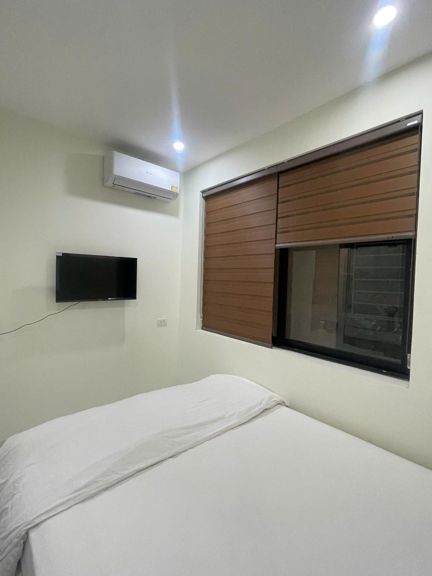 Era Apartment Xuan Thuy 하노이 외부 사진